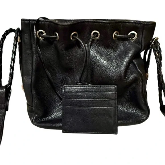 Valerie Stevens Black Leather Drawstring Bucket Crossbody Bag - Picture 6 of 11